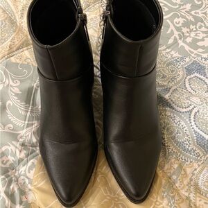 Waterproof stylish ankle boots